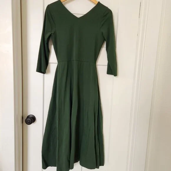Pact Apparel Fit and Flare dress Medium - Picture 3 of 4